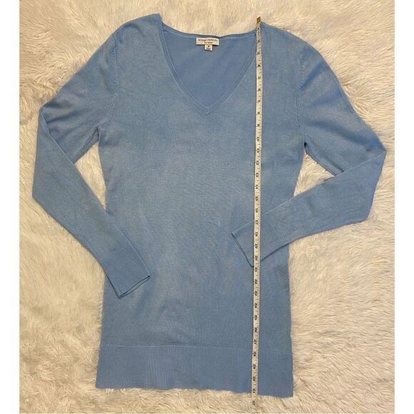 Liz Lange Maternity SZ M Woman’s Stylish Baby Blue V-Neck Top/Blouse/Sweater - Picture 7 of 10